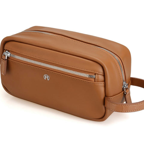 Brown Dopp Kit